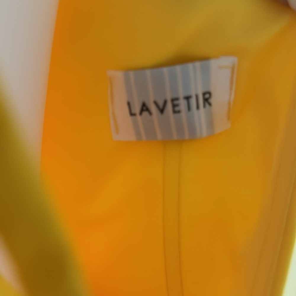 Lavetir yellow gown - Picture 7 of 9